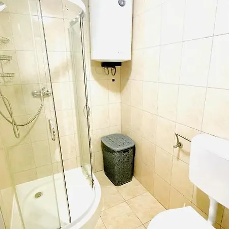 Apartman Colorful And Happy - With Parking Sukošan
