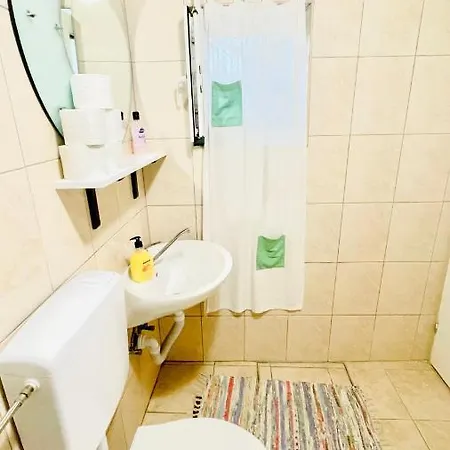 Colorful And Happy - With Parking Apartment Sukosan